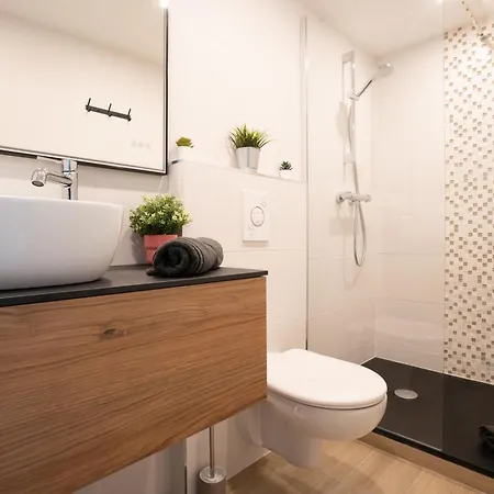 Appartement L'escale Balneo'romantique - Loveroom - Jacuzzi & Petit Dejeuner